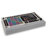 MPC Live III Retro AKAI Standalone Producing Station MPC Live III Retro AKAI Standalone Producing Station