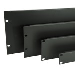 R1268/05UK FLANGED RACK PANEL 1/2U BLACK PENN ELCOM