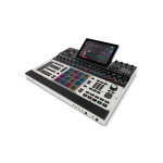 MPC XL AKAI Standalone Sampling & Sequencing Station MPC XL AKAI Standalone Sampling & Sequencing Station